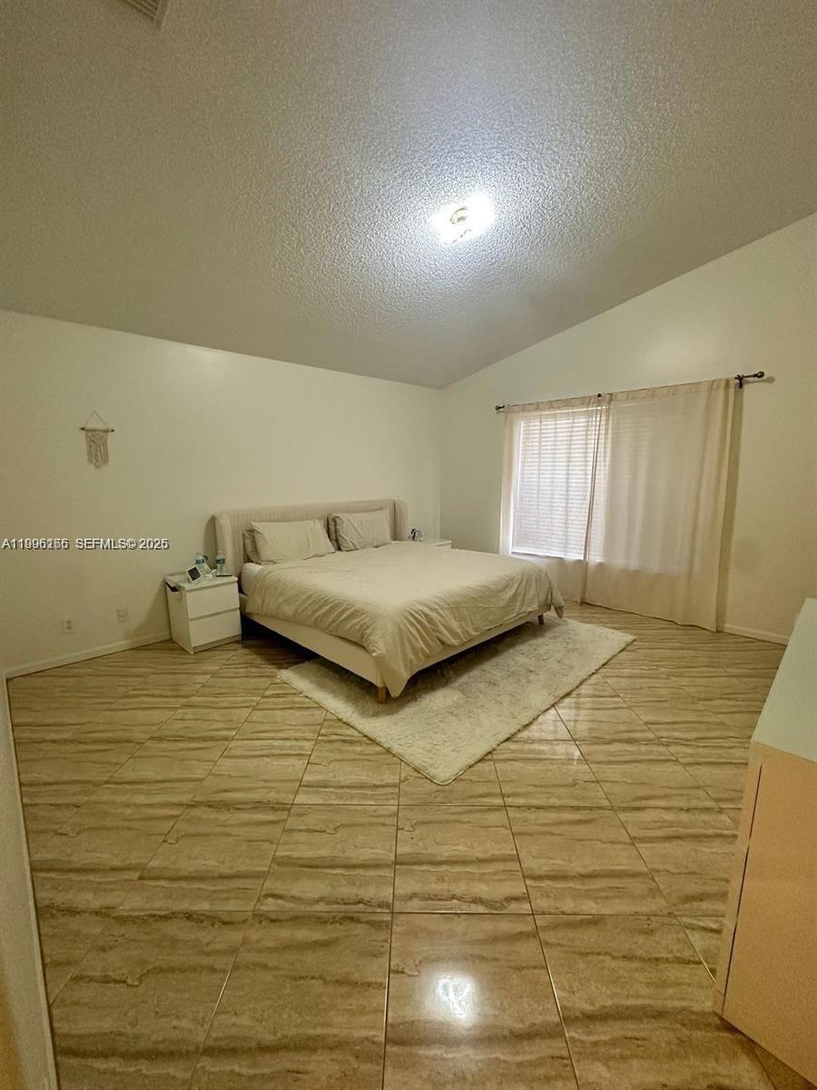 BANYAN OAKRIDGE PLAT - Residential Lease