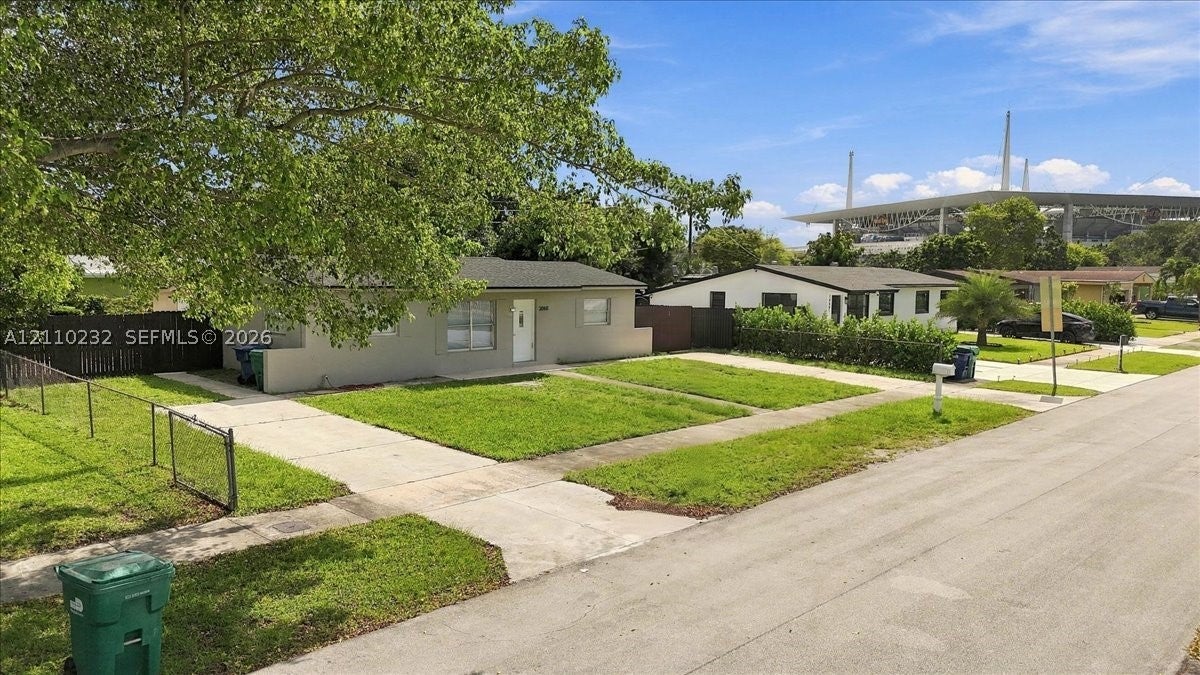 20611 NW 23rd Ct, Miami Gardens FL 33056