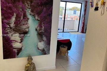 LAKEVIEW GARDENS AT MIAMI - Residential