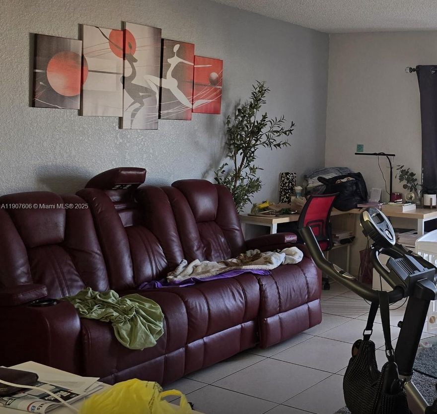 WELCOME TO THIS COZY APARTMENT LOCATED NEAR OF MIAMI LAKES AREA.  SPACIOUS CORNER UNIT, 2-BEDROOMS, 2-BATHROOMS AND 2 ASSIGNED PARKING SPACE. THE BUILDING OFFERS A SECURITY GATE COMMUNITY. CONVENIENTLY LOCATED NEAR OF MAJORS EXPRESS WAYS, SHOPPING CENTERS, RESTAURANTS.