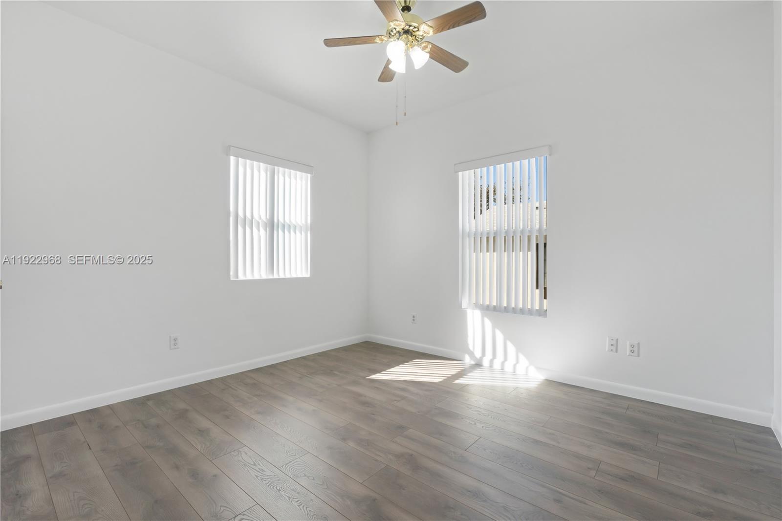 DAVIE LITTLE RANCHES AMEN - Residential Lease