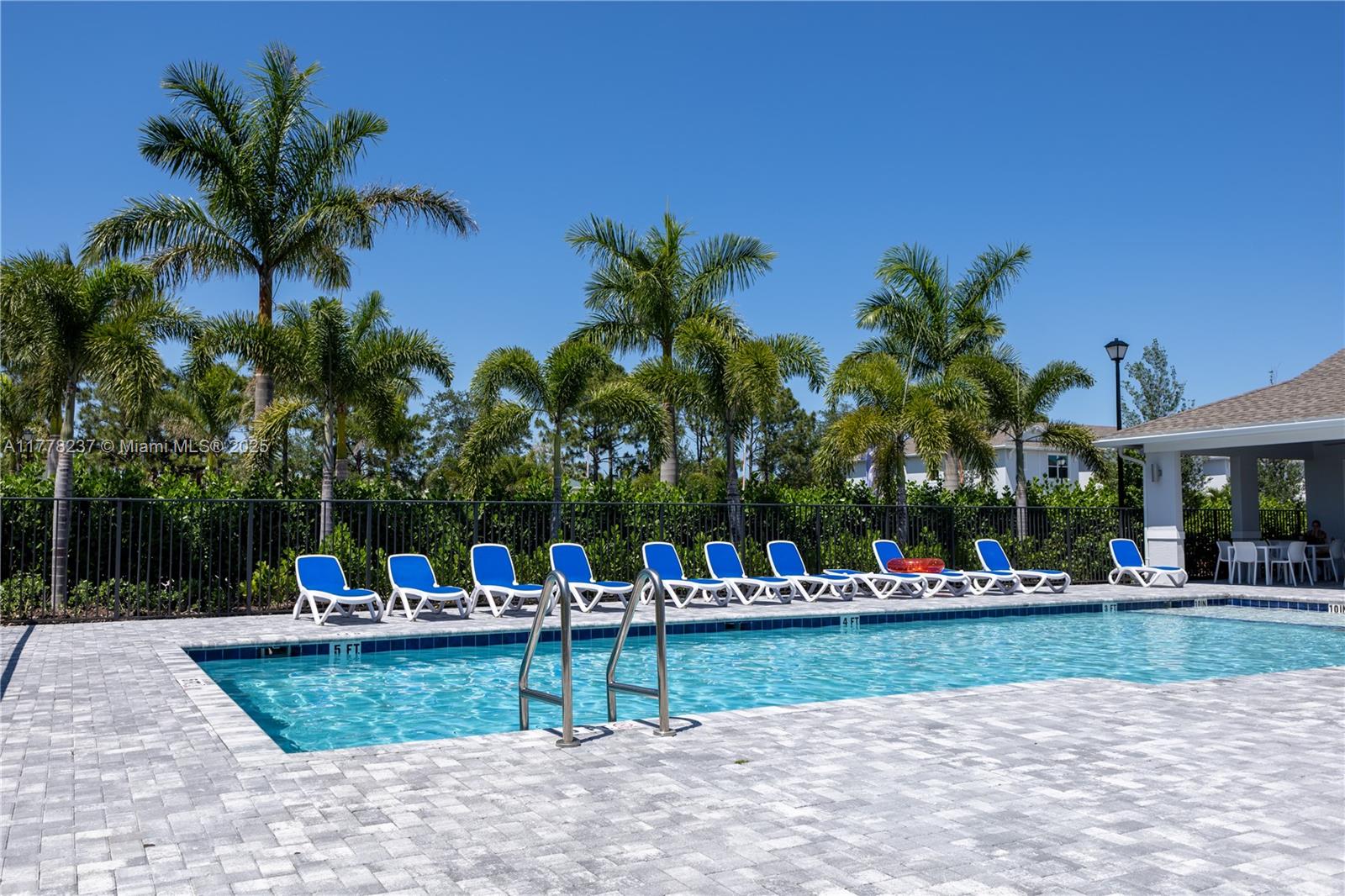 VERANDA PLAT NO. 9 - Residential