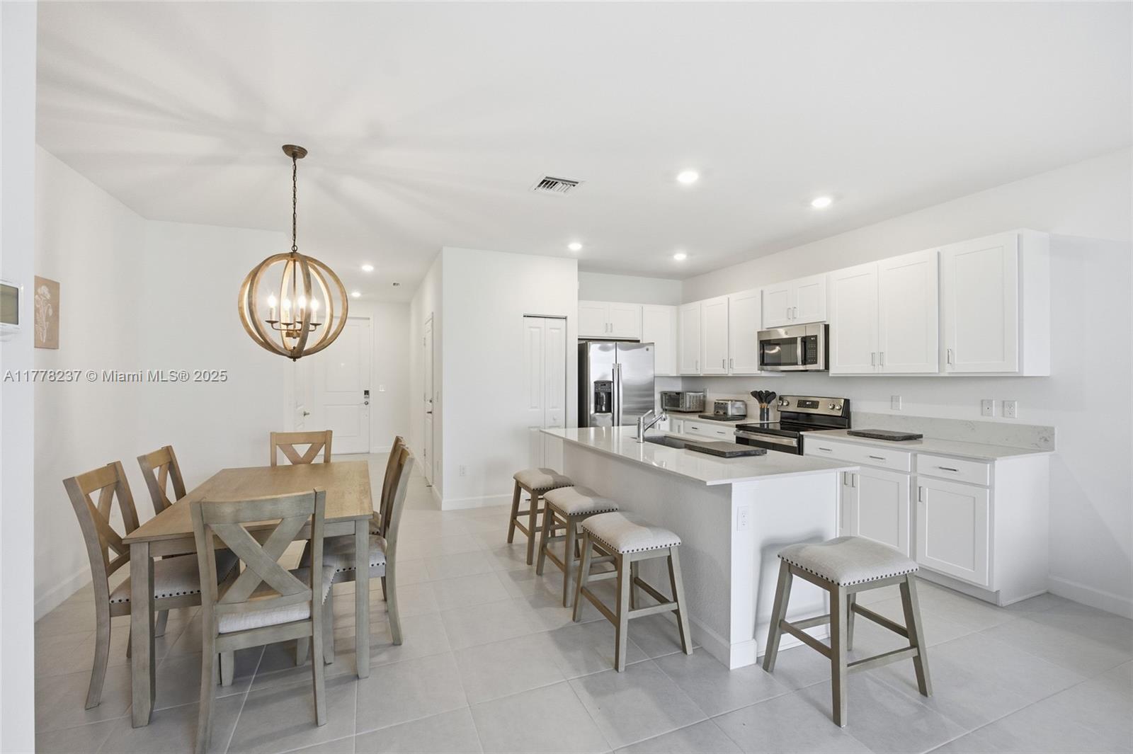 VERANDA PLAT NO. 9 - Residential