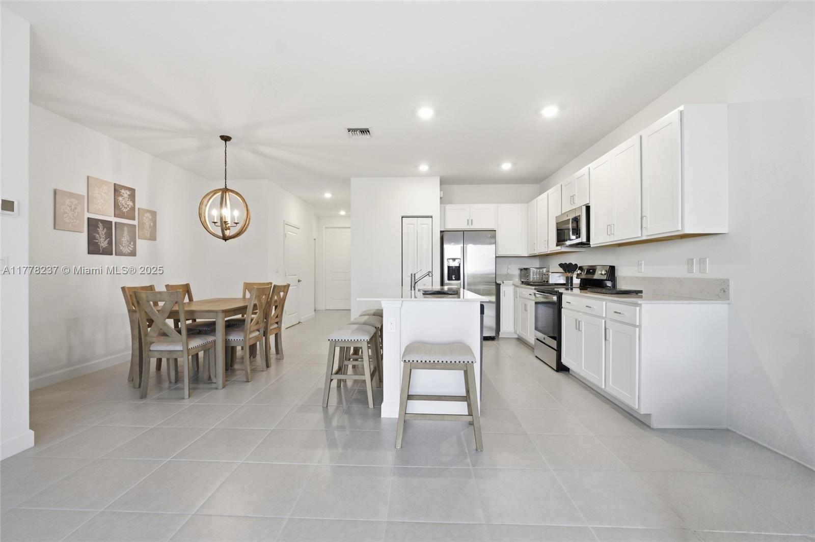 VERANDA PLAT NO. 9 - Residential