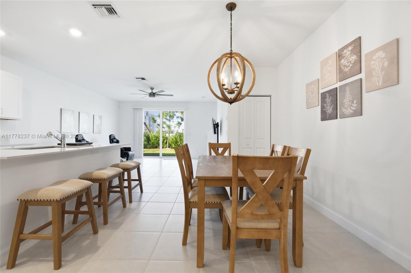 VERANDA PLAT NO. 9 - Residential