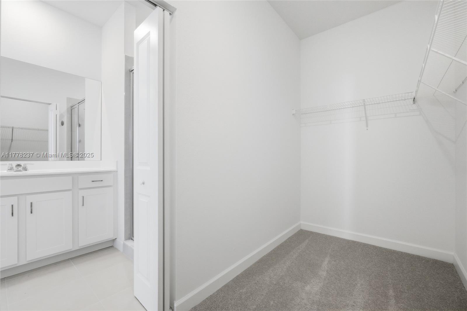 VERANDA PLAT NO. 9 - Residential