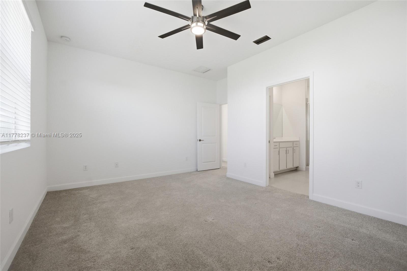 VERANDA PLAT NO. 9 - Residential