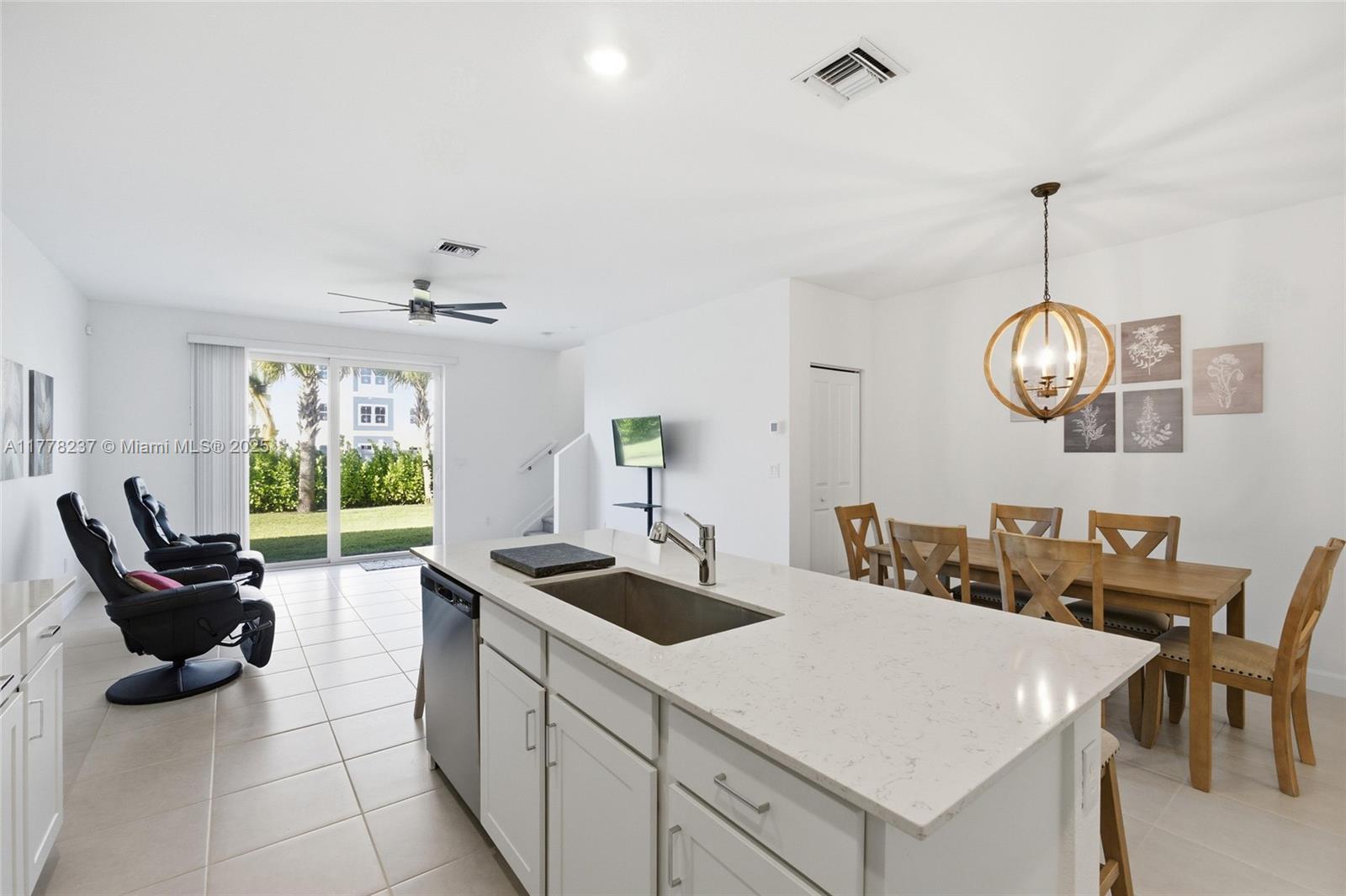 VERANDA PLAT NO. 9 - Residential