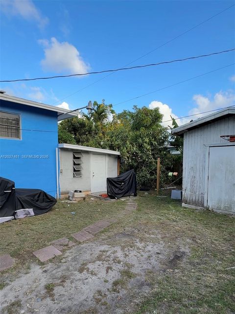 Tiny photo for 1300 NE 203rd St, Miami, FL 33179 (MLS # A12027481)