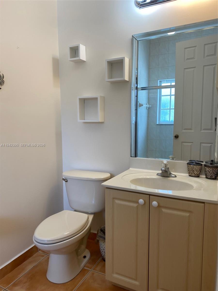 ESTATE MANSIONS - Residential