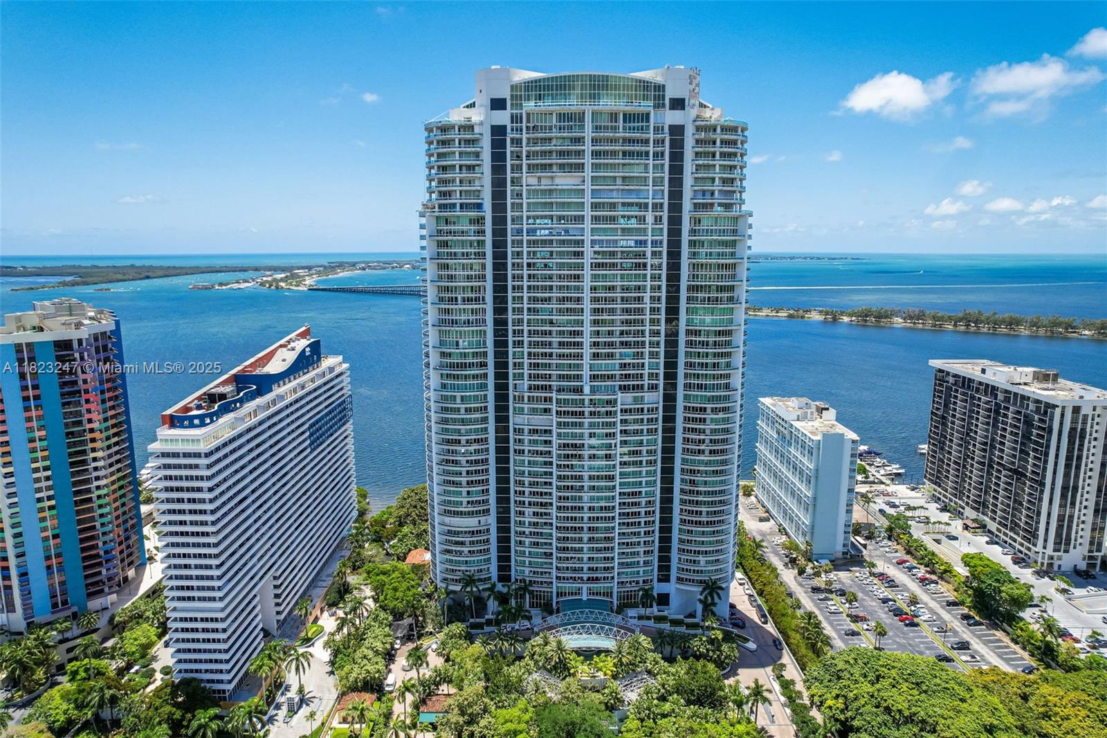 New listing Santa Maria Brickell! Large 2 bed/2.5 bath unit with lobby elevator taking you directly into your unit. Enjoy one of the best areas of Brickell and experience living right on the water. First class amenities and a great market directly located in the lobby. Huge master bedroom featuring large bathroom and great closet space. Unit features a large balcony with incredible views of Downtown and Brickell. Santa Maria presents all of the great qualities of Brickell living while having a preferred convenience of getting to surrounding areas. Unit is walkable to endless shopping, dining and entertainment.