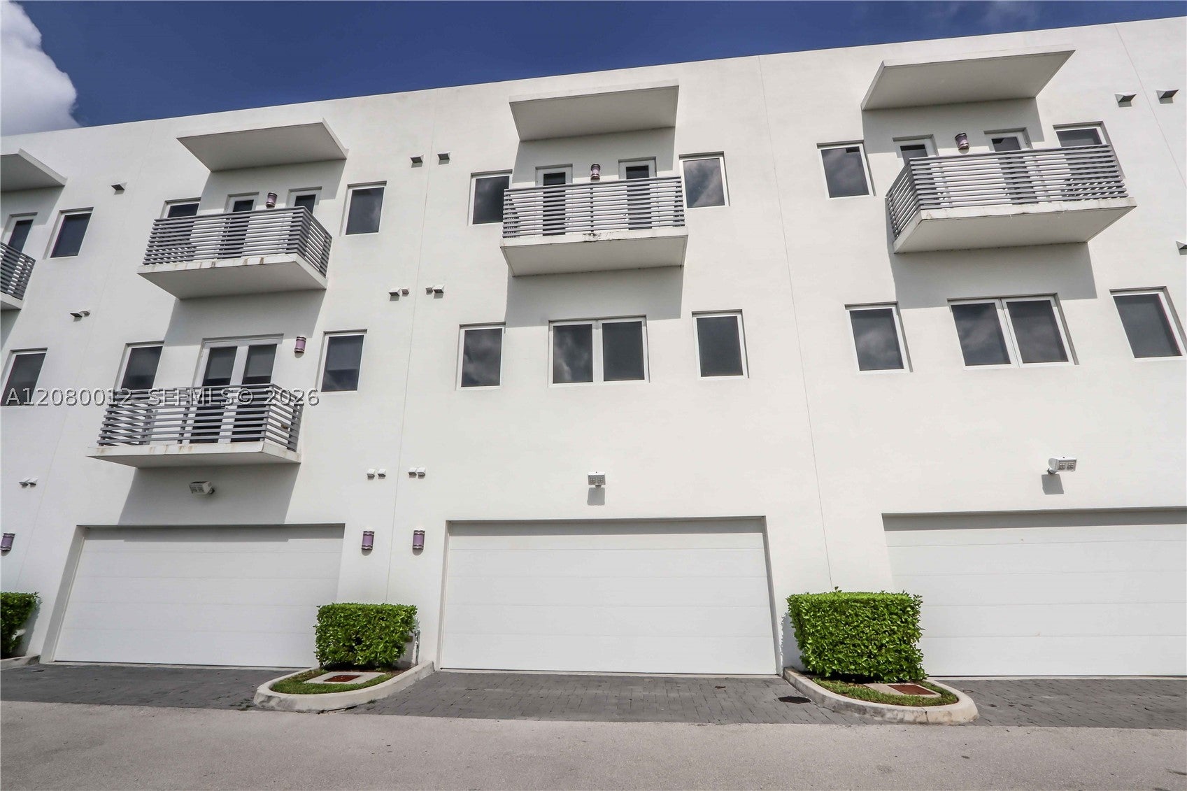 3340 NW 91st Ave