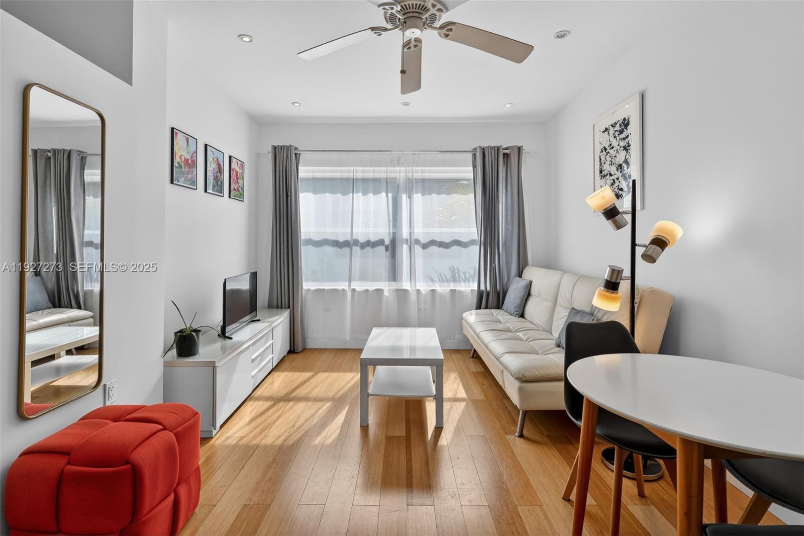 View photos, virtual tours, details... 1555 Pennsylvania Ave 205