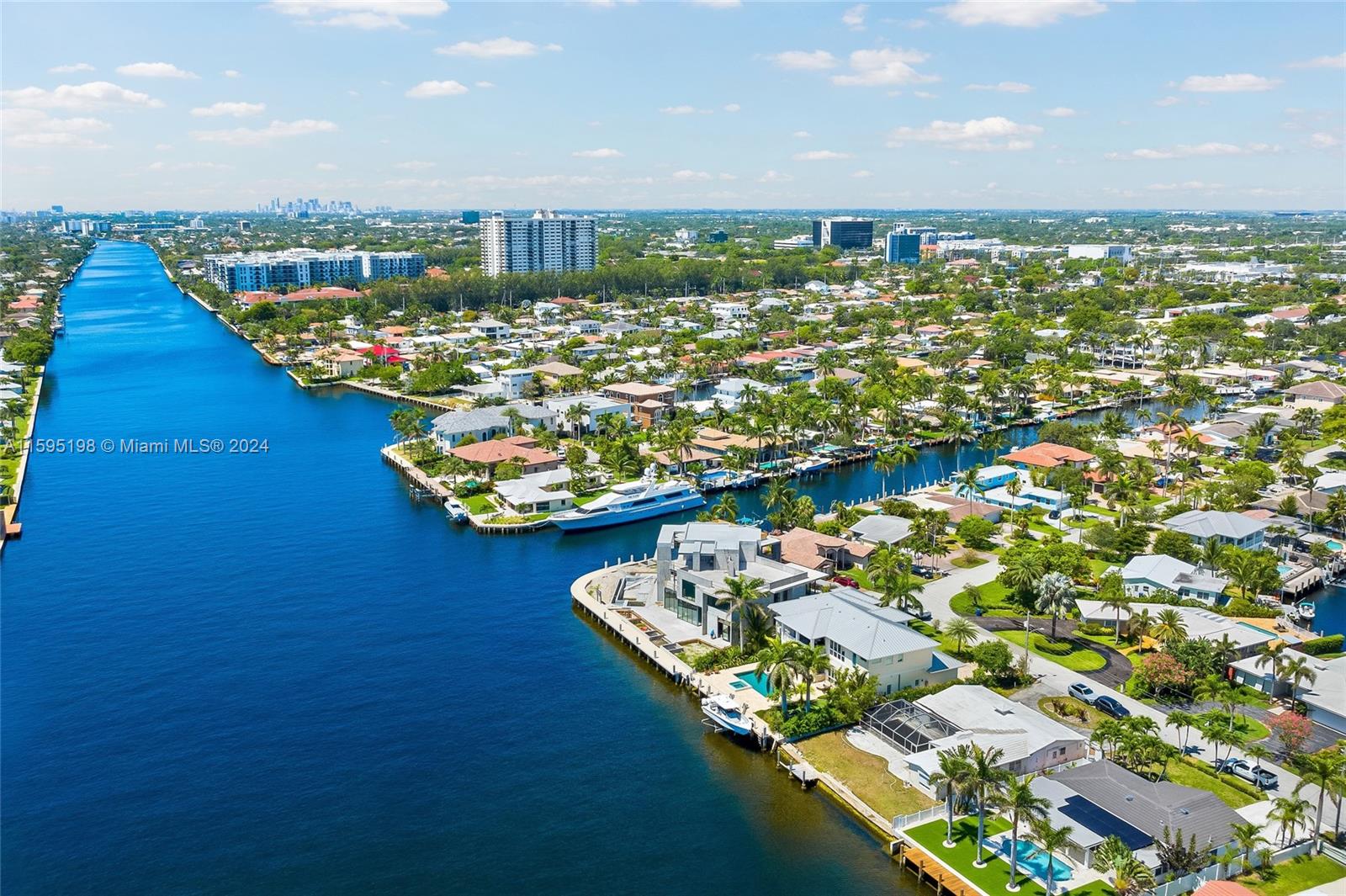 POMPANO ISLES SEC - Residential