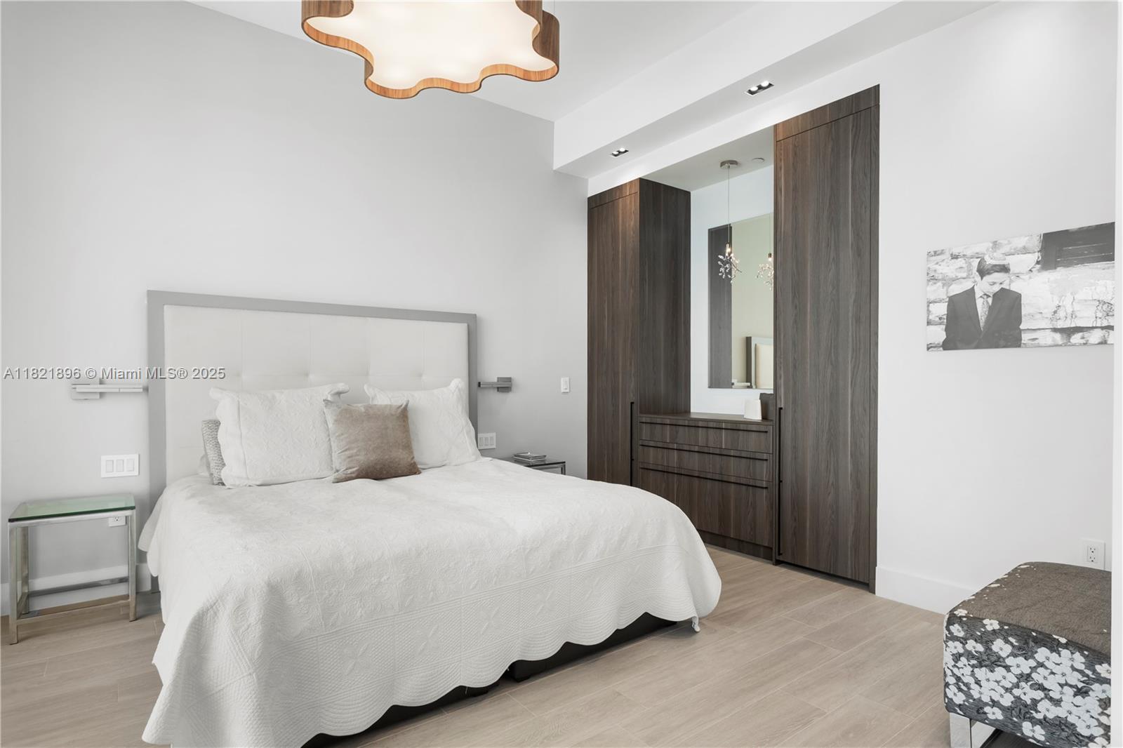 BELLAMARE @ WILLIAMS ISLA - Residential