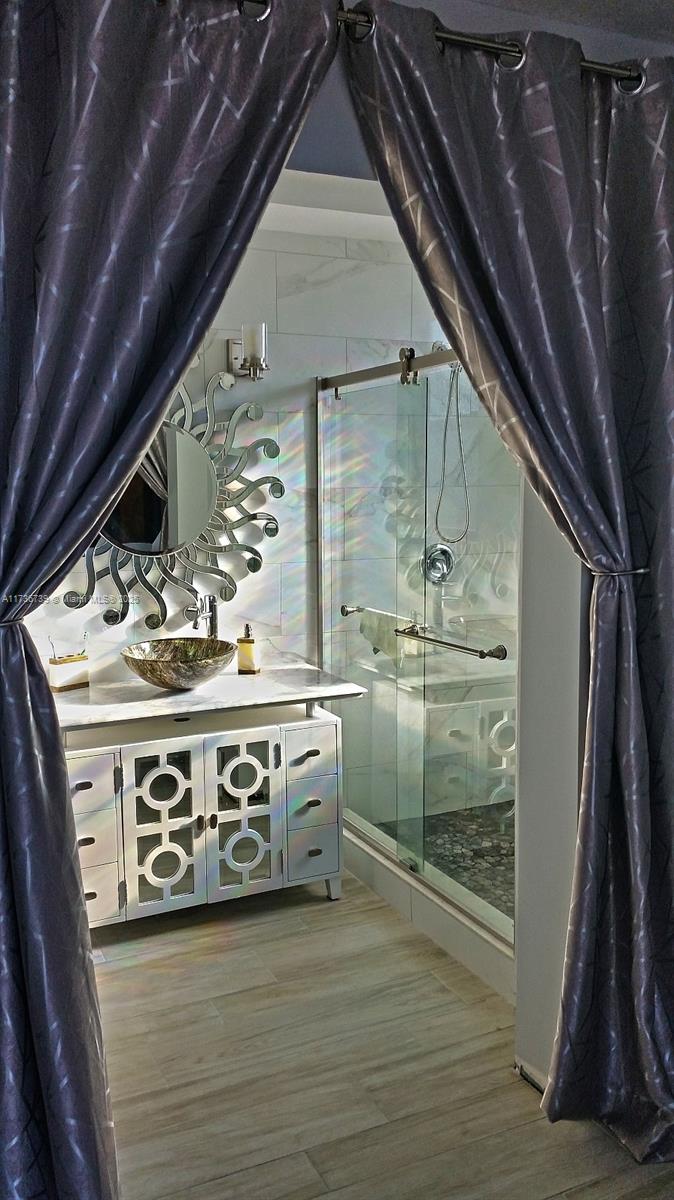 SEA COLONY CONDO - Residential Lease