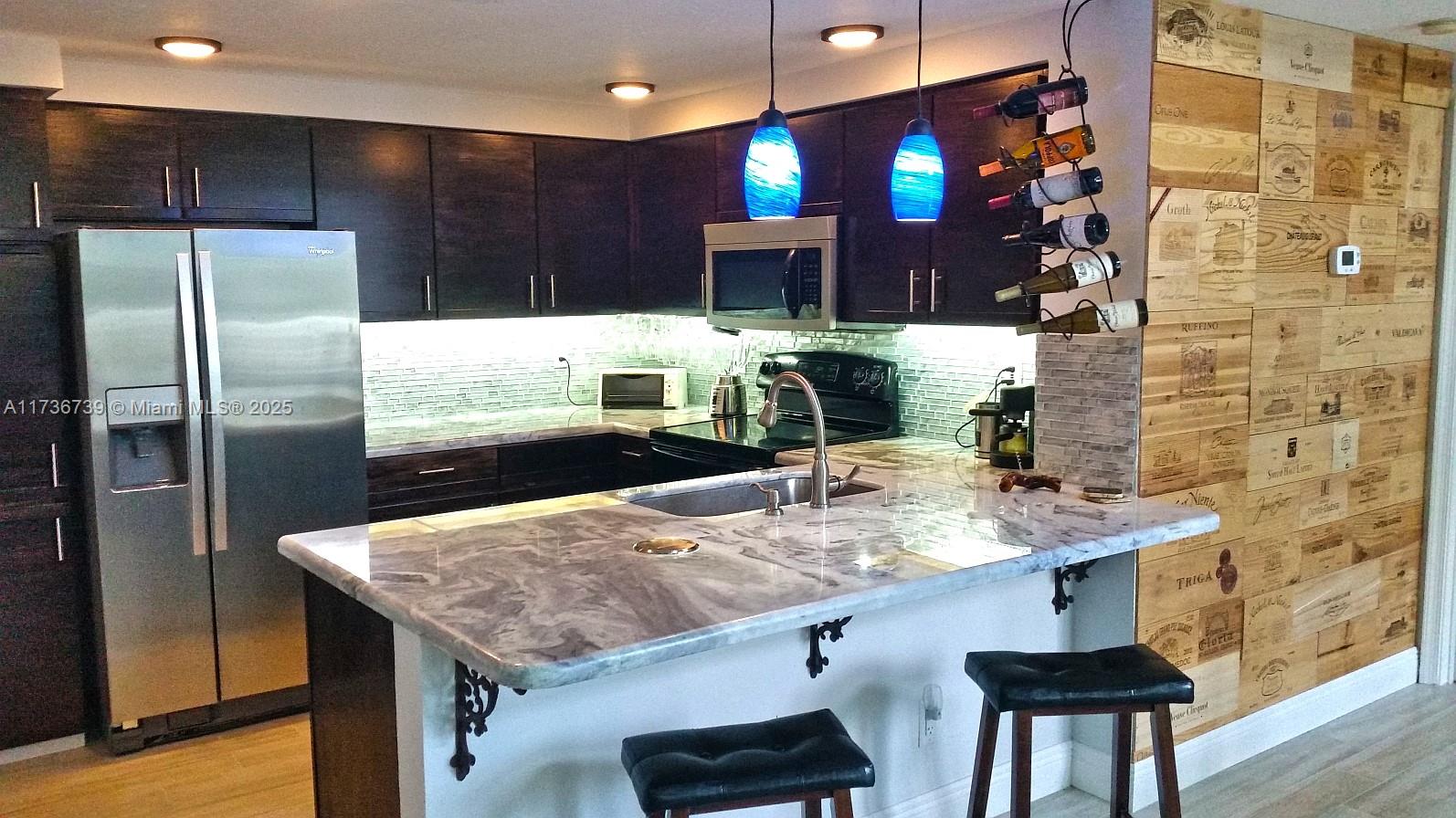SEA COLONY CONDO - Residential Lease