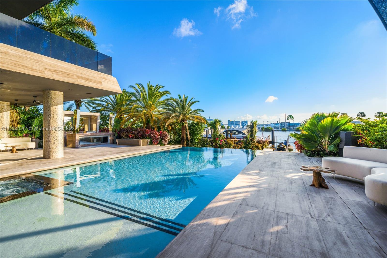 PALM ISLAND - Residential