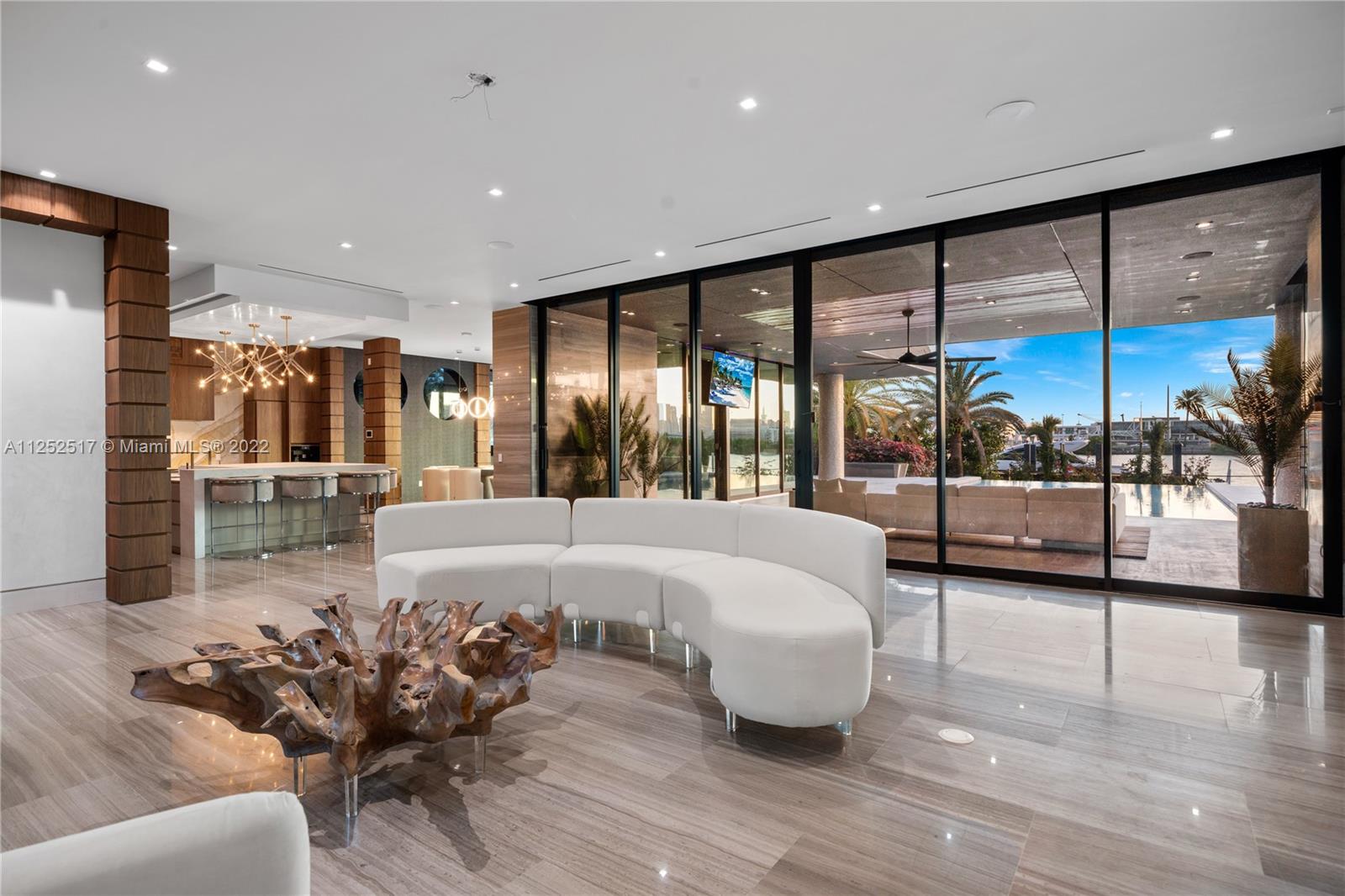 PALM ISLAND - Residential
