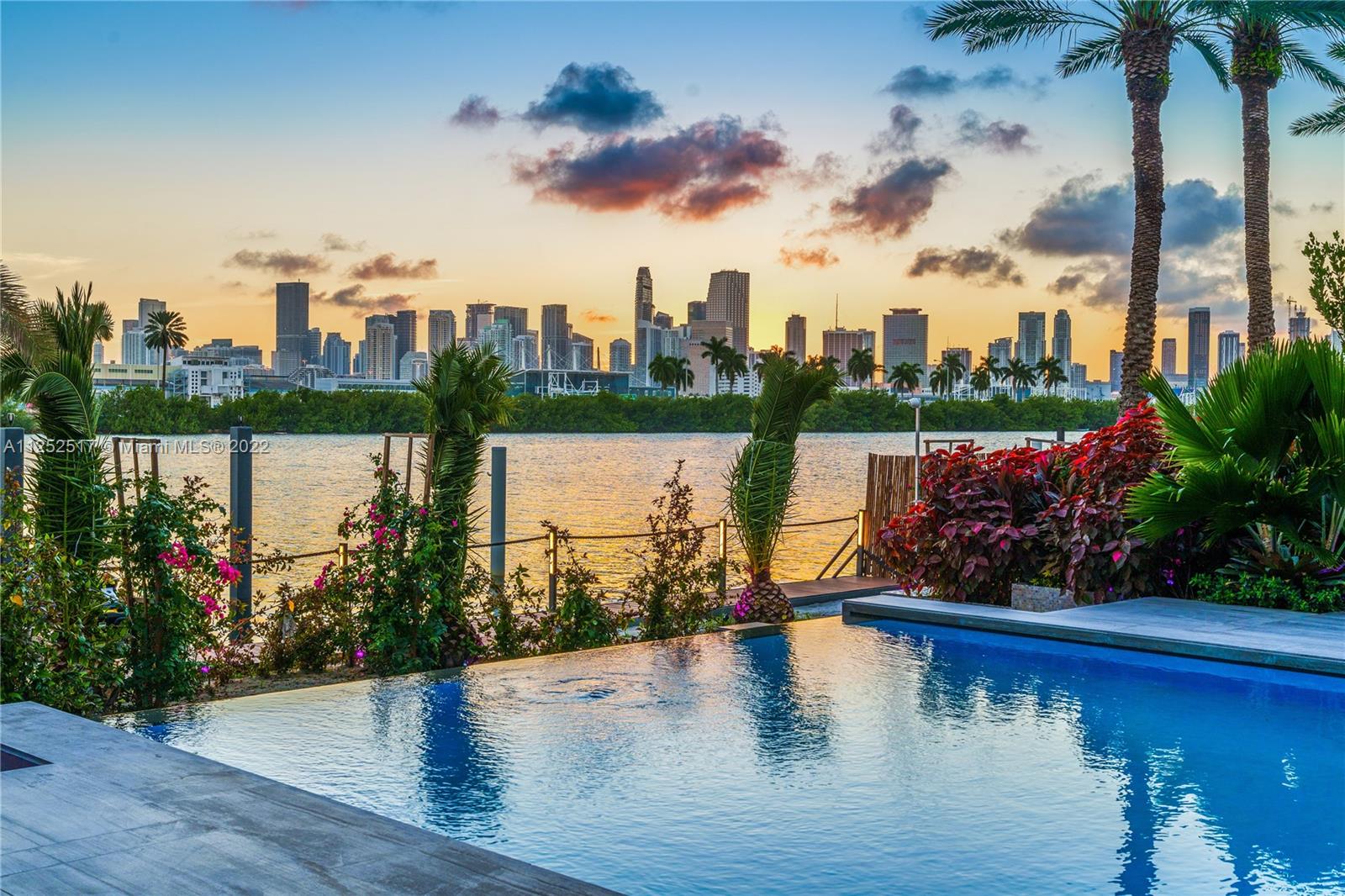 PALM ISLAND - Residential