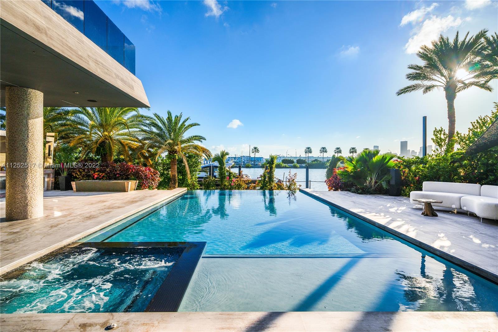 PALM ISLAND - Residential