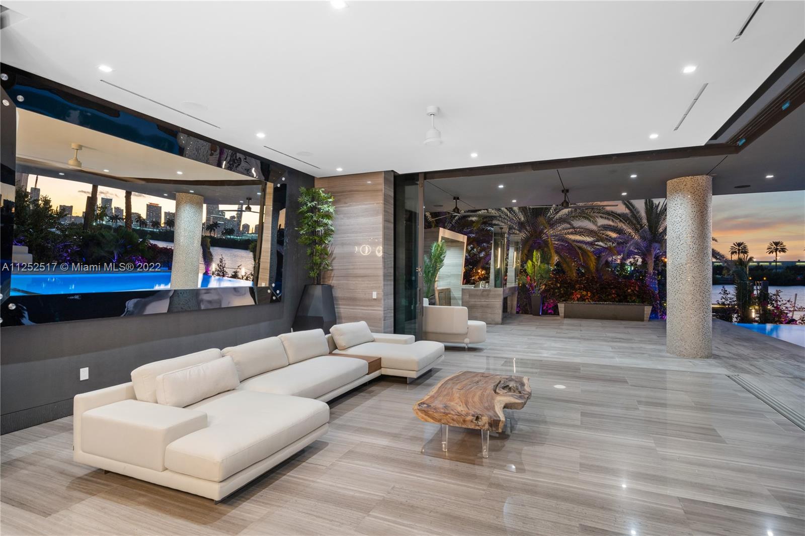 PALM ISLAND - Residential