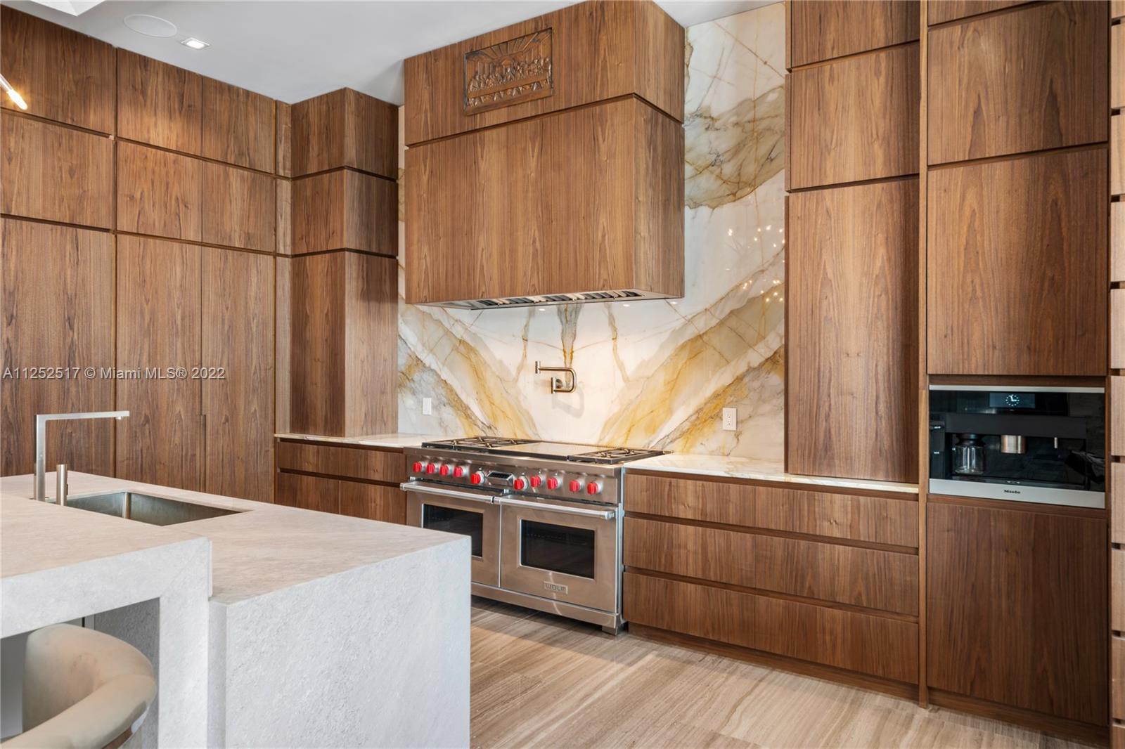 PALM ISLAND - Residential
