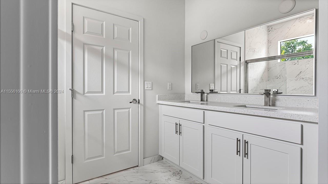 LAKEWOOD PARK UNIT 2 - Residential Lease