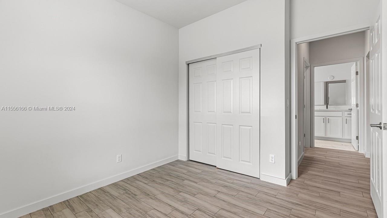 LAKEWOOD PARK UNIT 2 - Residential Lease