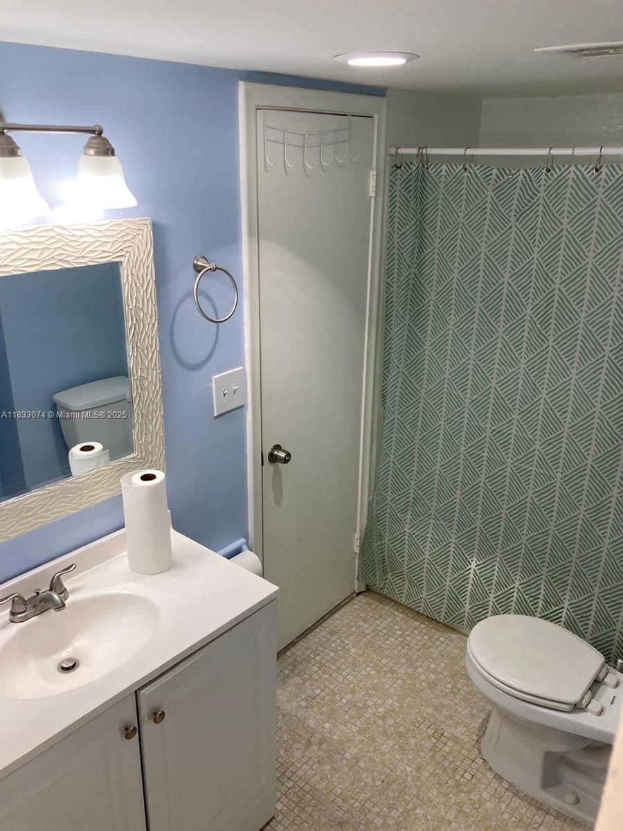 CORAL ISLE EAST CONDO - Residential