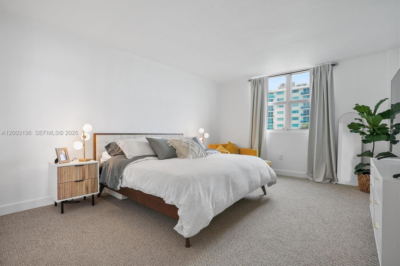 TREASURES ON THE BAY II C - Residential