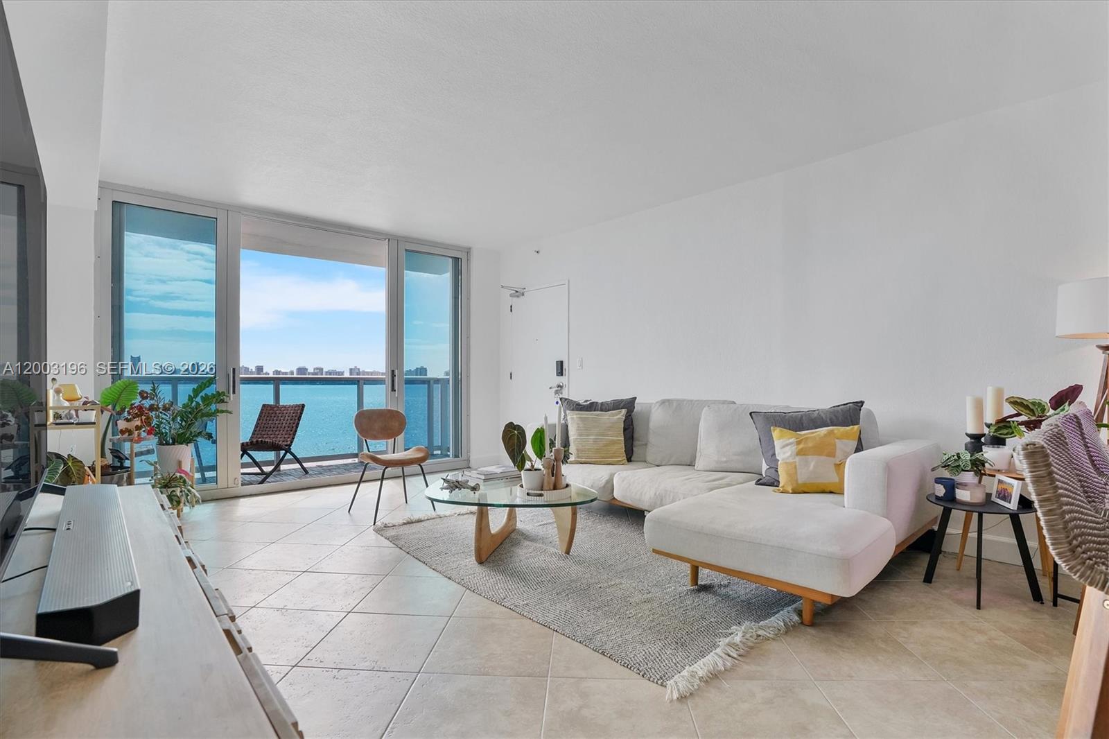 7501 E Treasure Dr 4EF