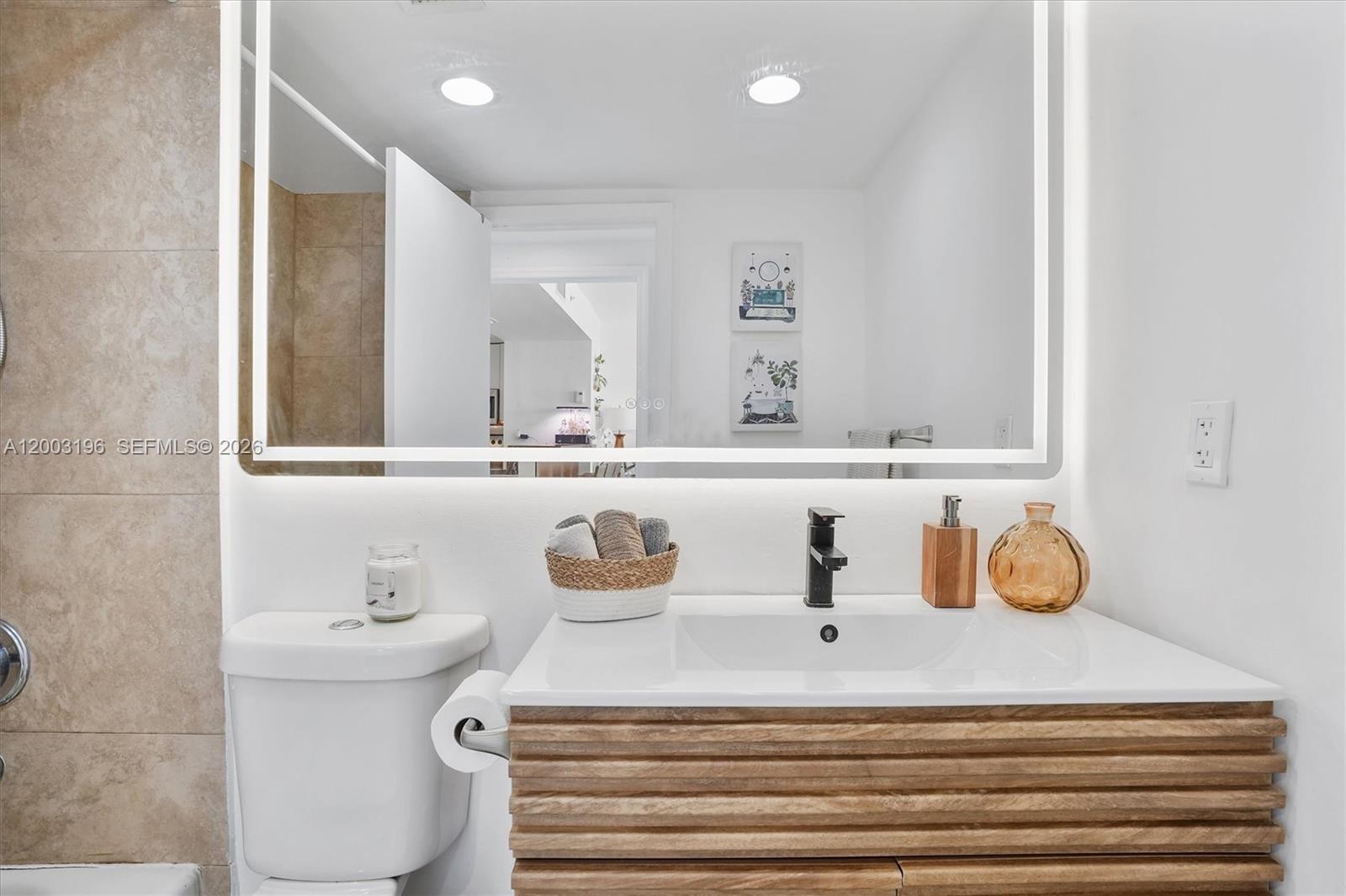 TREASURES ON THE BAY II C - Residential