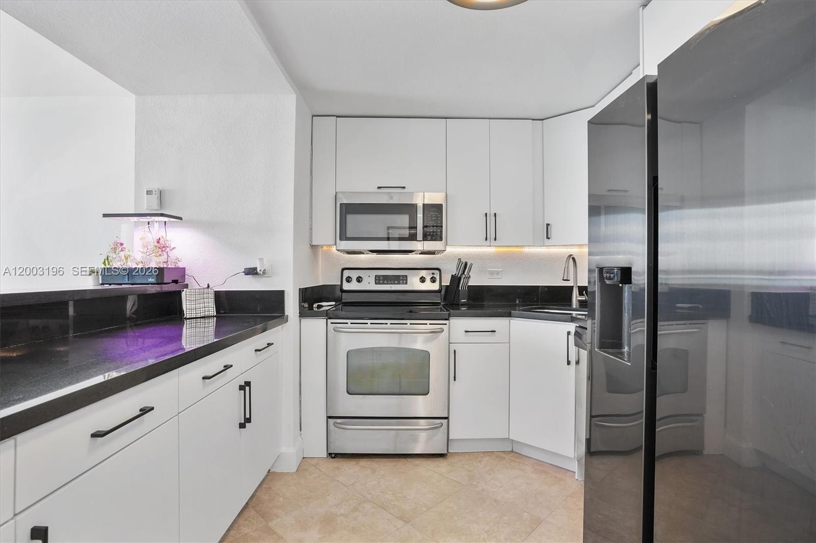 7501 E Treasure Dr 4EF