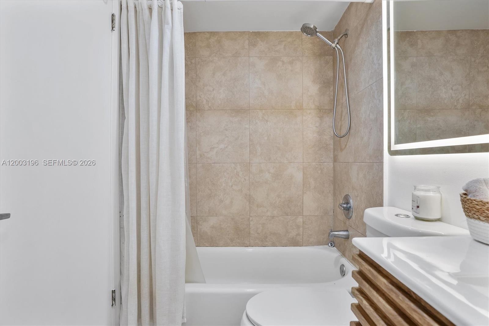 TREASURES ON THE BAY II C - Residential