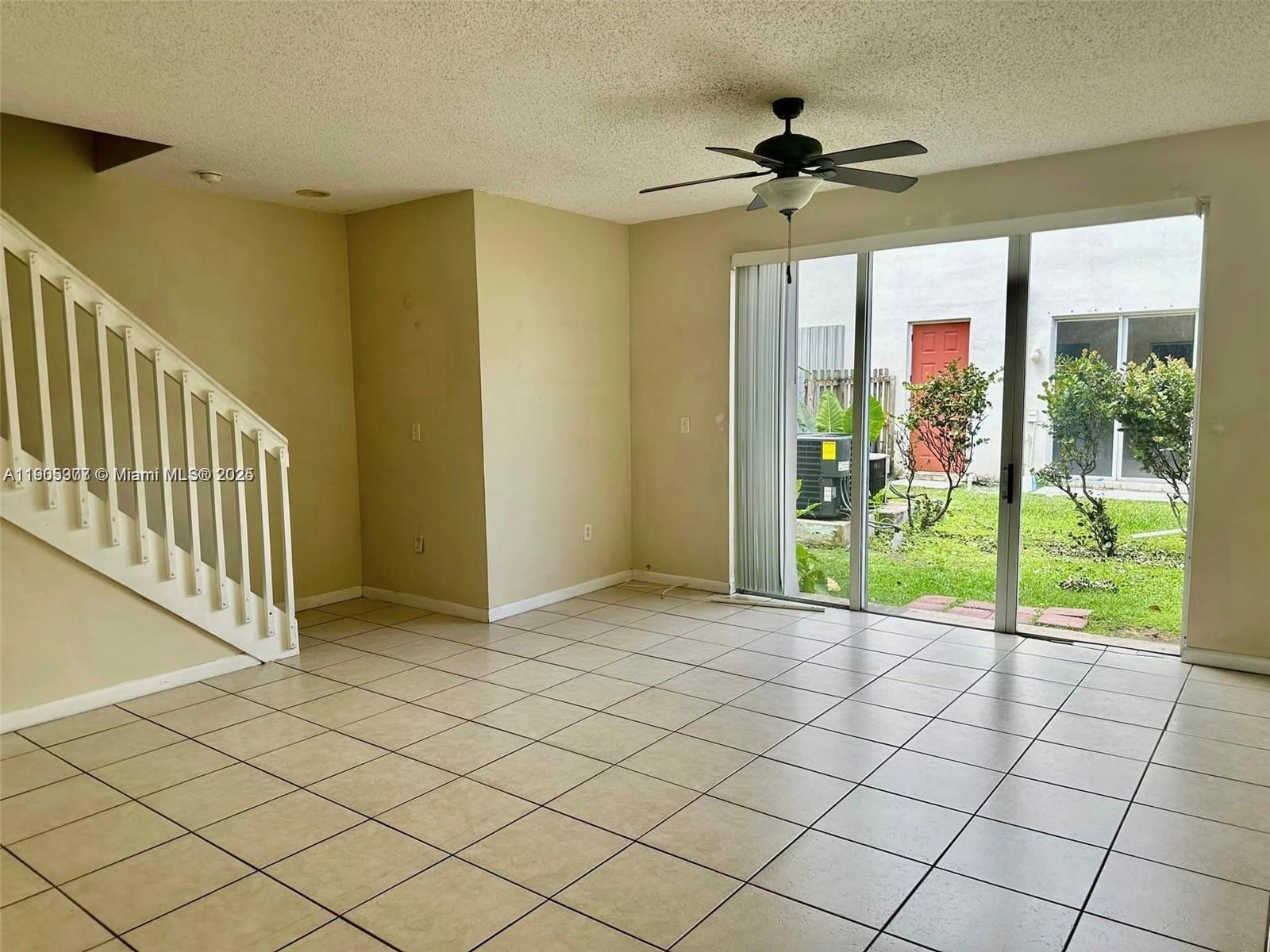 MARBELLA BAY - Residential