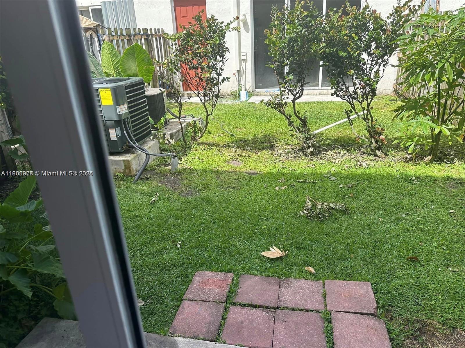 MARBELLA BAY - Residential