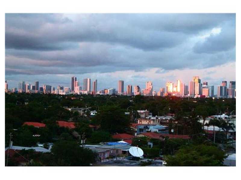 THE ASTON CONDO - Residential Lease