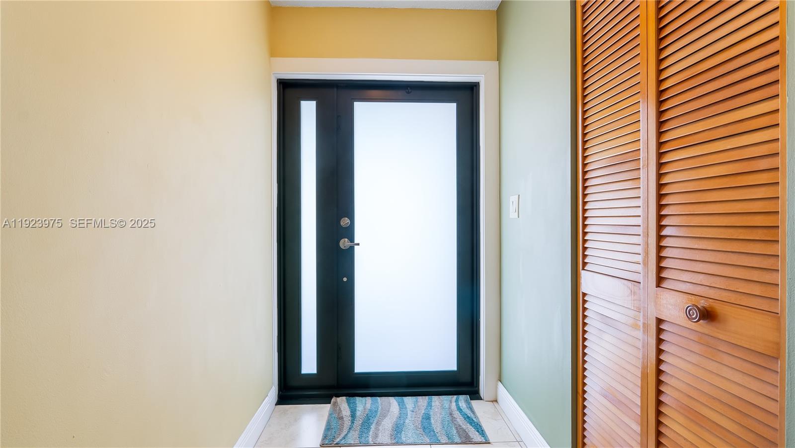 4TH ADDN TO ROBLES GARDEN - Residential