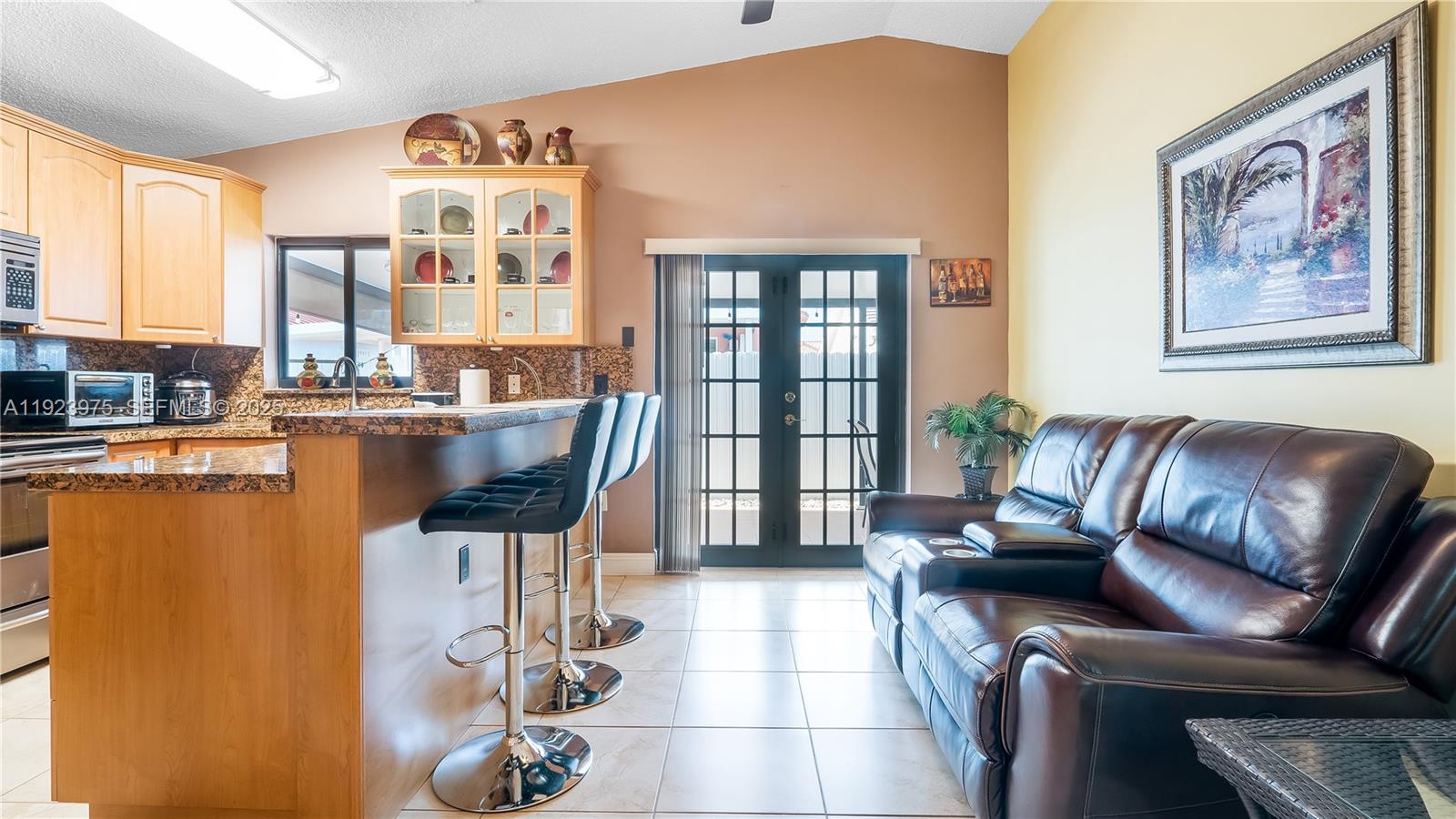 4TH ADDN TO ROBLES GARDEN - Residential