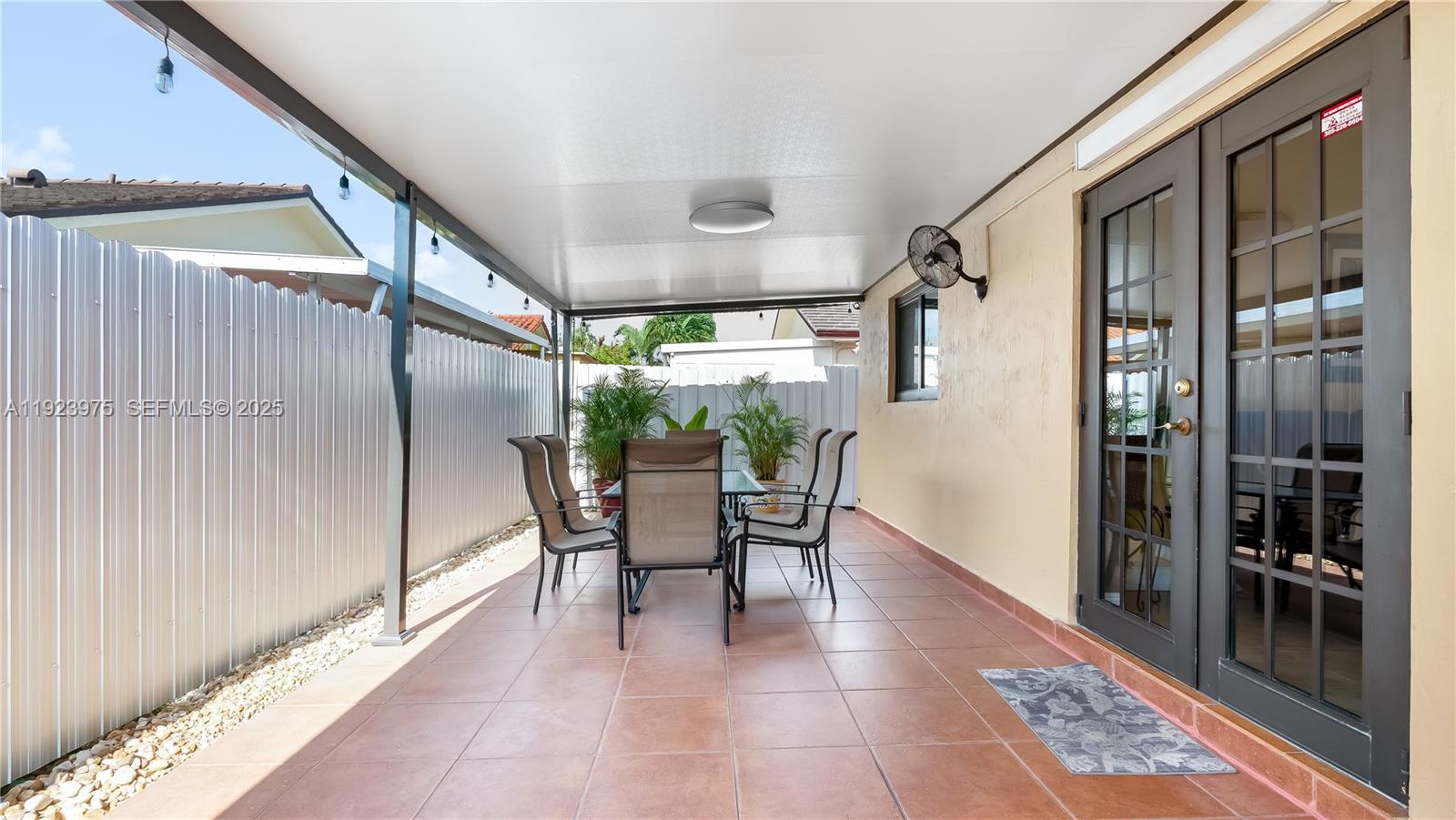 4TH ADDN TO ROBLES GARDEN - Residential