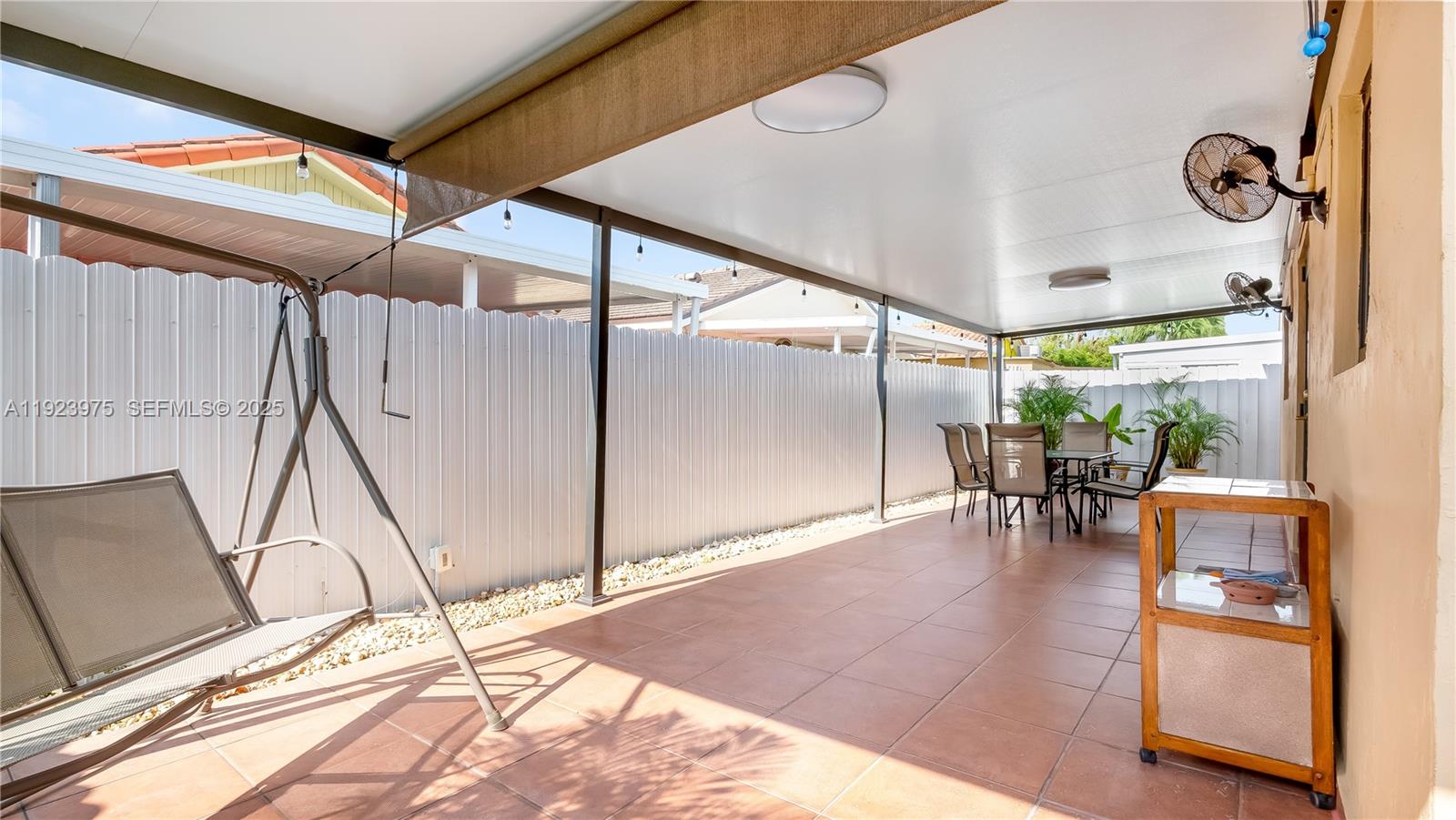 4TH ADDN TO ROBLES GARDEN - Residential