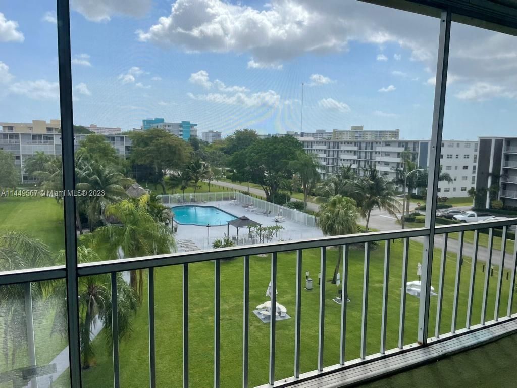 Photo of 4700 Washington St #509, Hollywood, FL 33021 (MLS # A11449567)