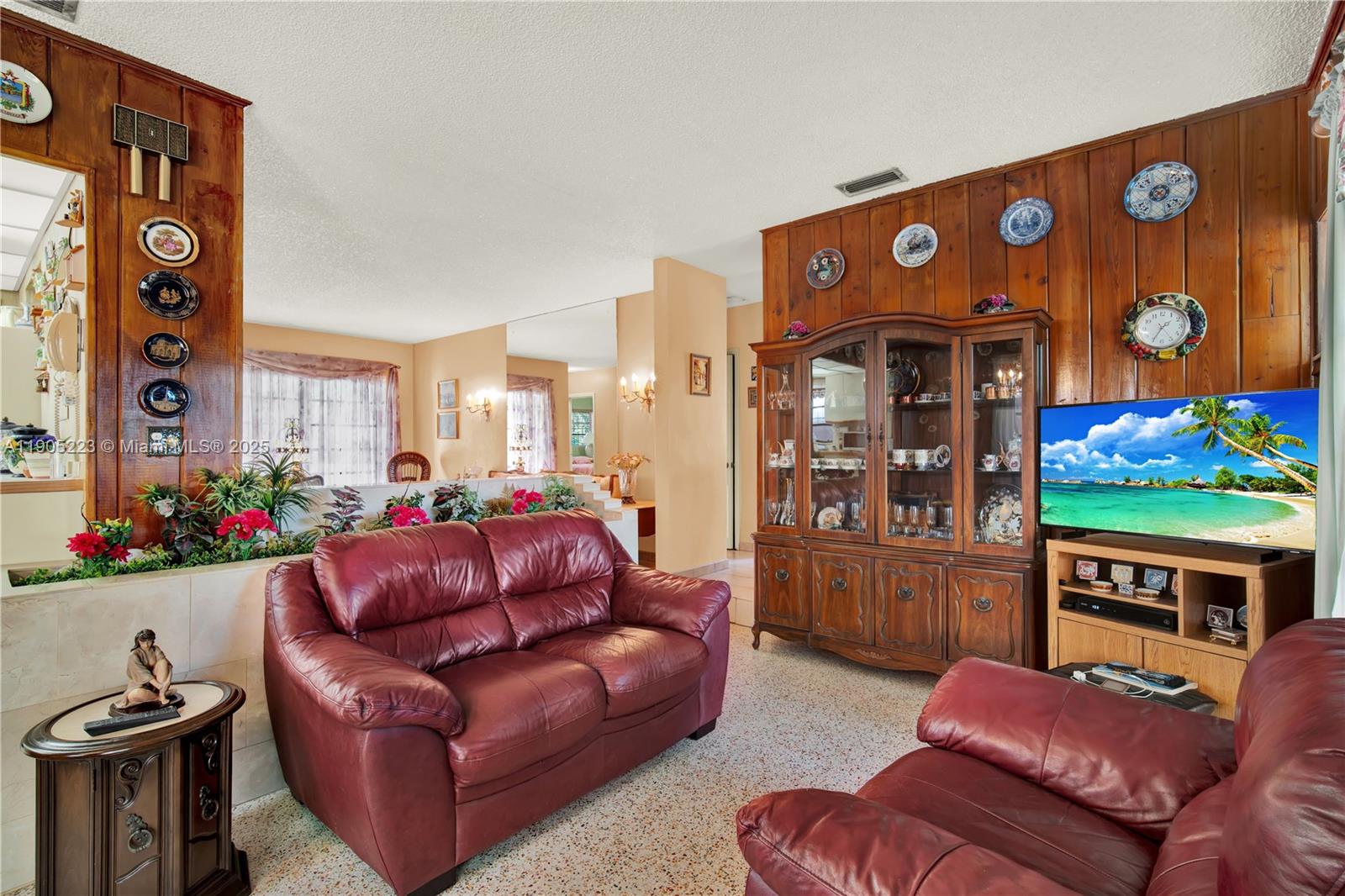 PORTER MANOR - Residential