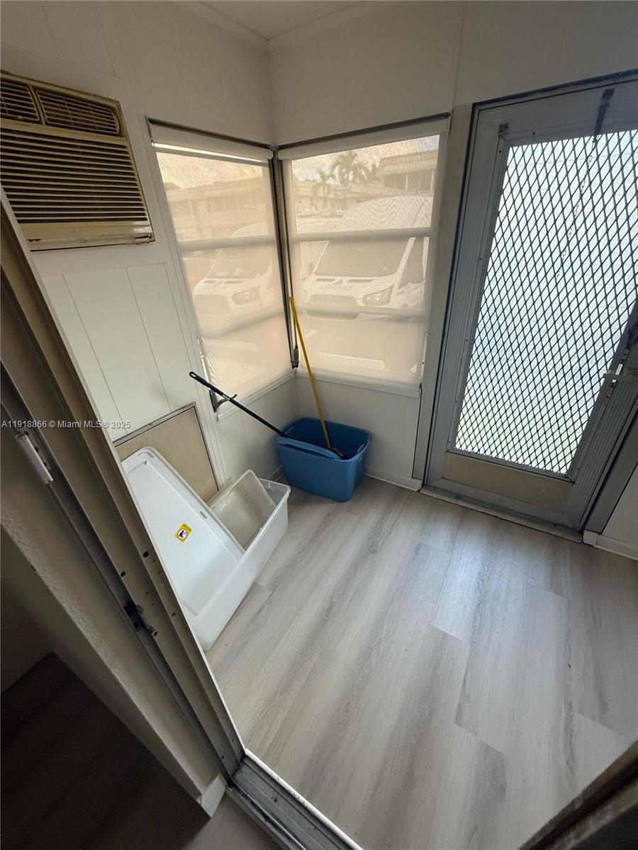 KINGS POINT MONACO CONDOS - Residential