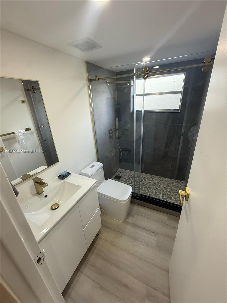 KINGS POINT MONACO CONDOS - Residential