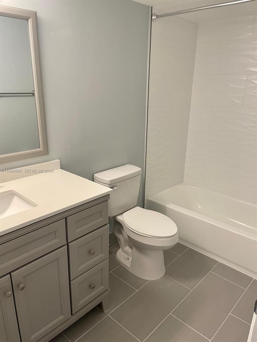 LA VIA CONDO - Residential