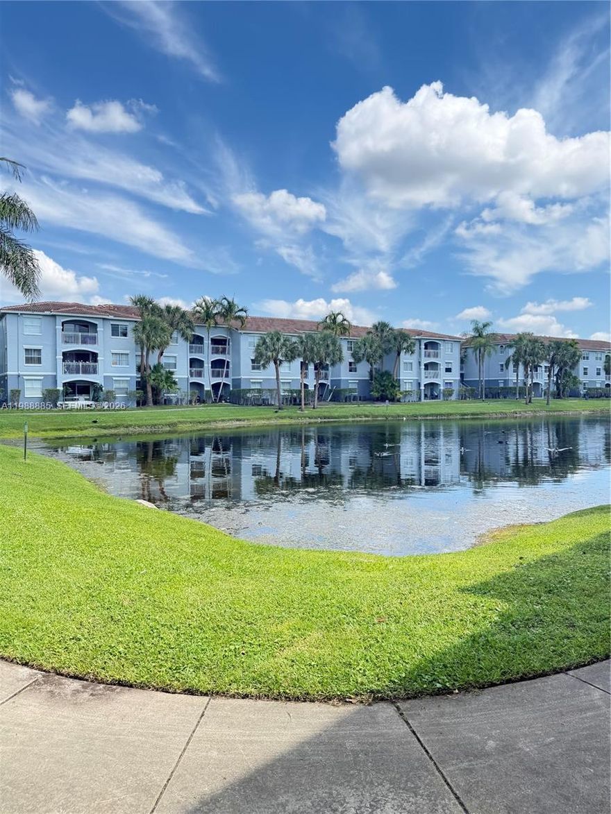 Come see this 3 Bed / 2 Bath Apartment in Gated Community La via – Pembroke Pines Spacious apartment, tile floors, lake front unit. Enjoy the view of the lake from your balcony. Enjoy comfort, security, and great amenities: Gated community, Private balcony Clubhouse / social areas, Washer & dryer inside the unit. Bright and spacious living areas. Small pets welcome. Located close to supermarkets, schools, shopping centers, and major highways.