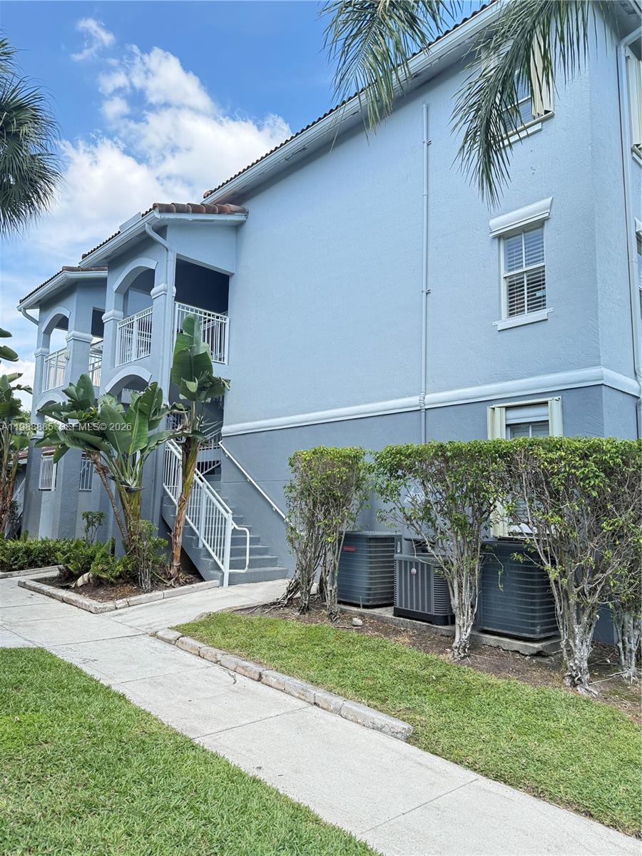 LA VIA CONDO - Residential
