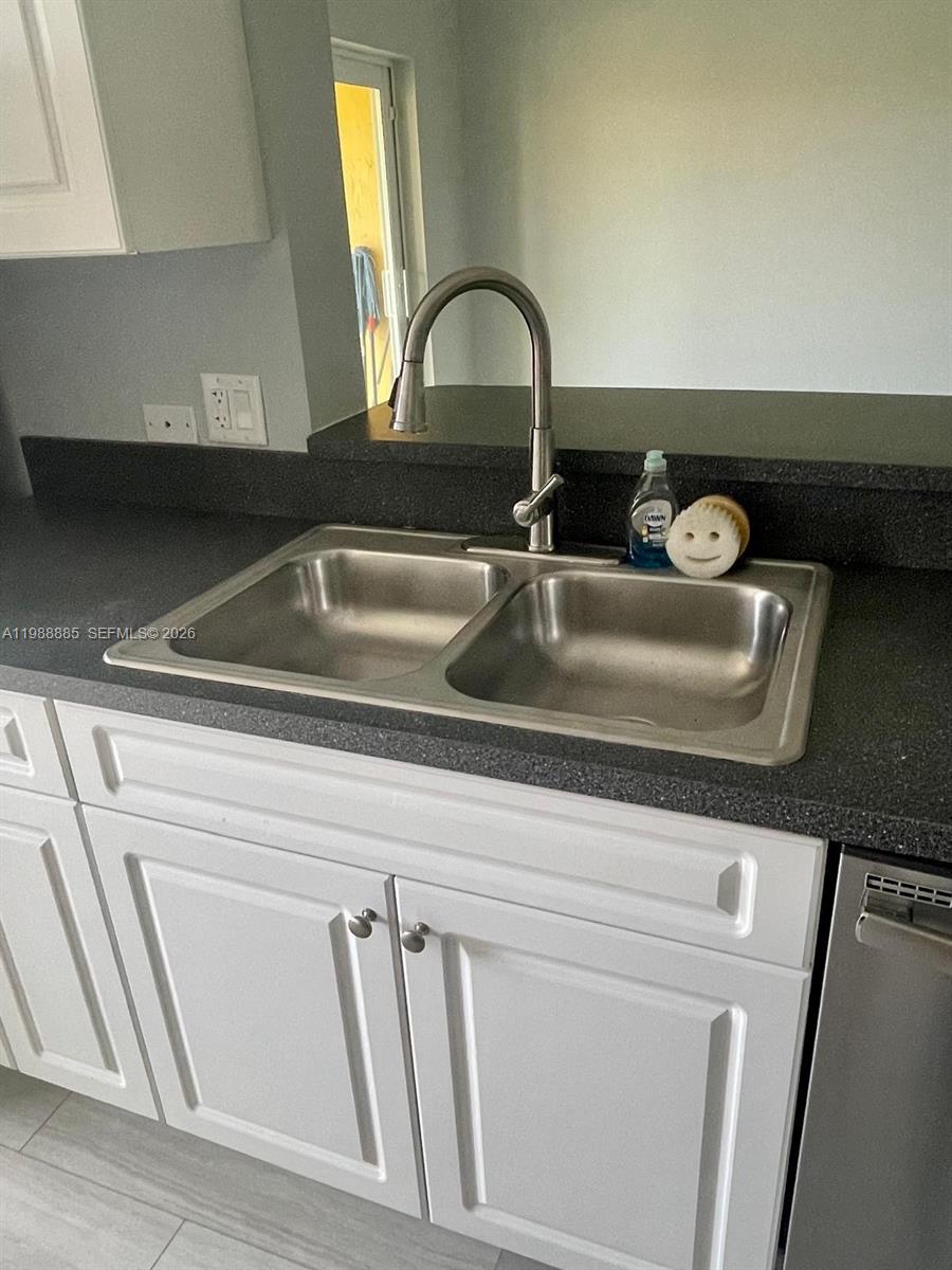 LA VIA CONDO - Residential